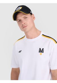 4f - 4F Czapka z daszkiem trucker snapback 4F x Drift Masters - czarna S/M. Kolor: czarny. Materiał: bawełna, materiał. Wzór: haft. Sezon: lato. Styl: sportowy, elegancki