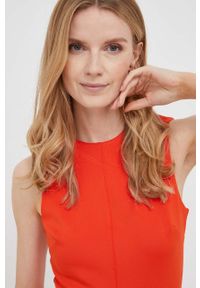 Calvin Klein sukienka kolor pomarańczowy mini dopasowana. Kolor: pomarańczowy. Materiał: poliester, dzianina. Wzór: gładki. Typ sukienki: dopasowane. Styl: klasyczny. Długość: mini #3