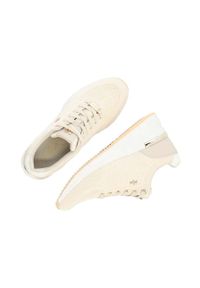 MEXX - Mexx sneakersy Glass kolor beżowy MXK039801W. Nosek buta: okrągły. Zapięcie: sznurówki. Kolor: beżowy. Materiał: guma. Obcas: na koturnie #9