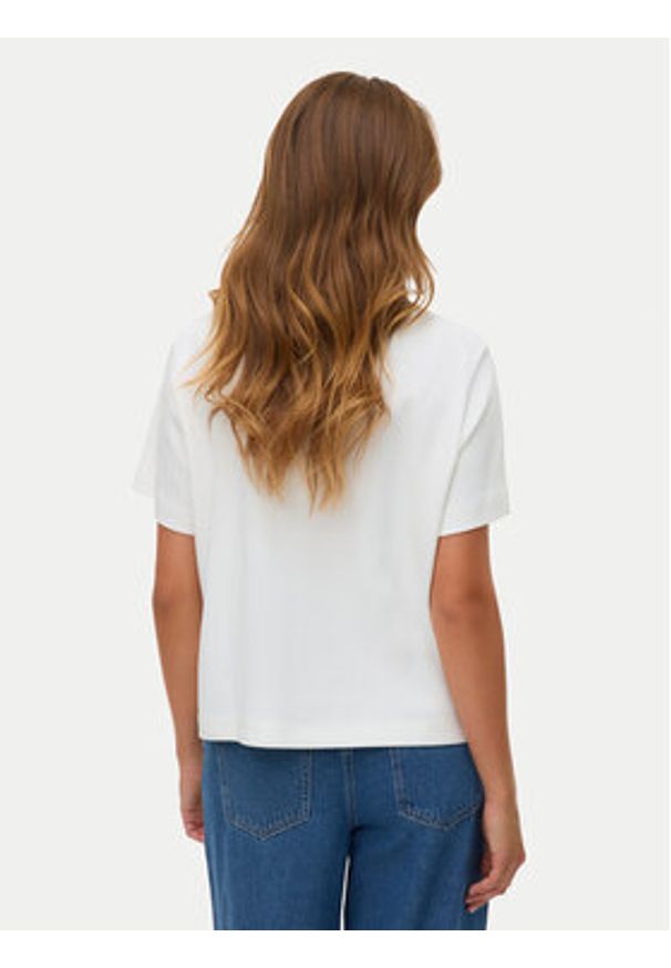 Vero Moda T-Shirt Yma 10338503 Biały Regular Fit. Kolor: biały. Materiał: bawełna