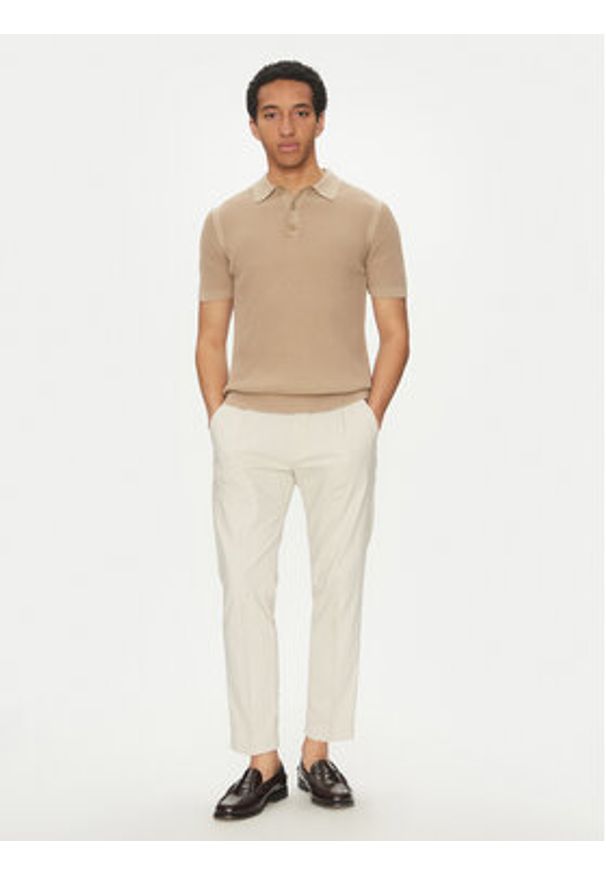 JOOP! Jeans Polo 15 JJK-08Vicono 30045448 Beżowy Modern Fit. Typ kołnierza: polo. Kolor: beżowy. Materiał: bawełna