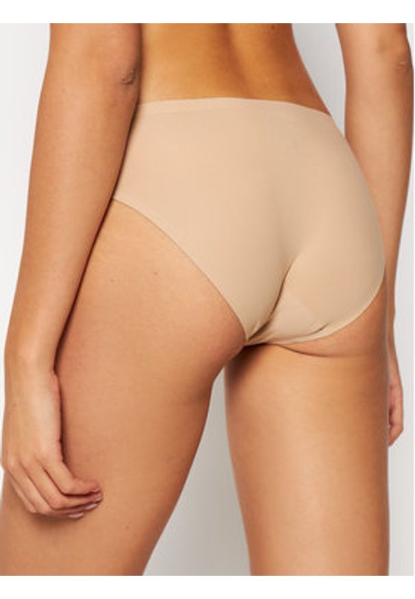 Chantelle Figi klasyczne Soft Stretch C26430 Beżowy. Kolor: beżowy. Materiał: syntetyk