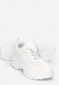 Renee - Białe Sneakersy Brethose. Kolor: biały. Materiał: nubuk, syntetyk #3
