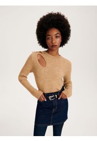 Reserved - Sweter z ozdobnym wycięciem - beżowy. Kolor: beżowy. Materiał: dzianina, prążkowany