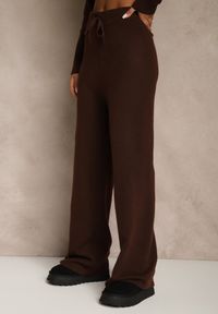 Renee - Brązowy Komplet z Wełną i Bawełną Szerokie Spodnie i Sweter o Długim Kroju Reilissa. Kolor: brązowy. Materiał: wełna, bawełna #2