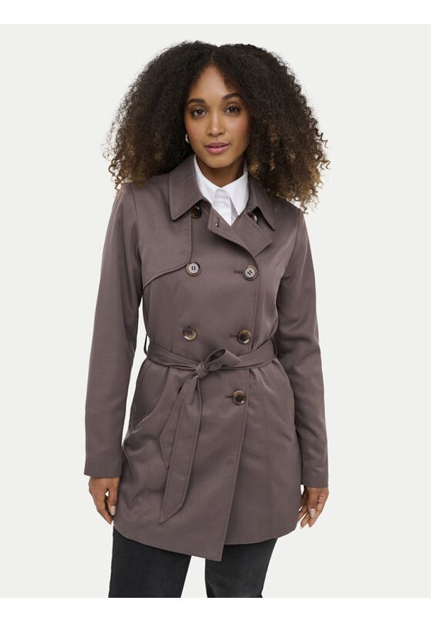 only - ONLY Trencz Valerie 15191821 Brązowy Regular Fit. Kolor: brązowy. Materiał: syntetyk