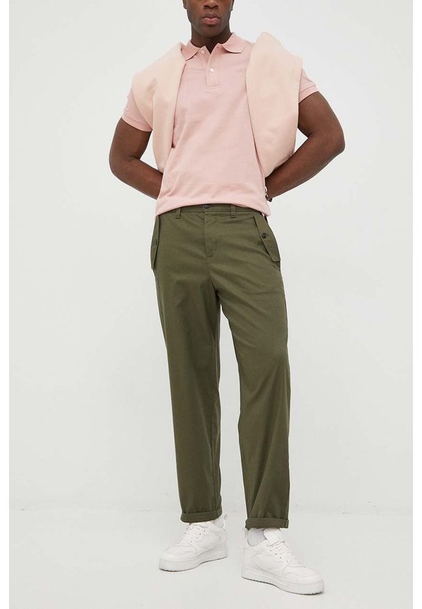 Sisley spodnie męskie kolor zielony dopasowane. Kolor: zielony. Materiał: tkanina
