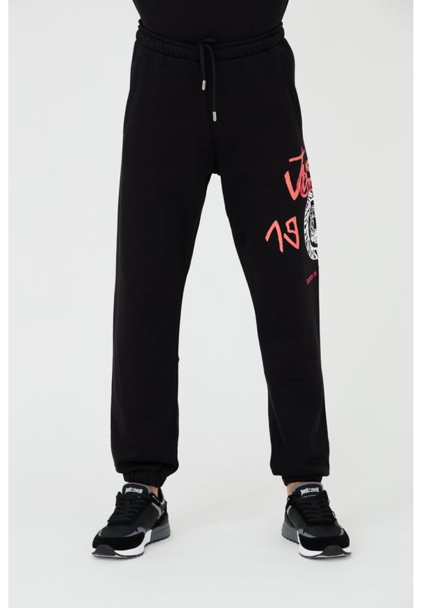 Just Cavalli - JUST CAVALLI Czarne męskie spodnie z nadrukiem R 1998 Dripp, Rozmiar L. Kolor: czarny. Wzór: nadruk