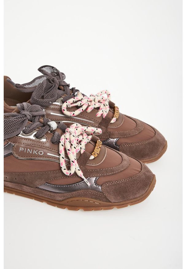 Pinko - Sneakersy damskie zamszowe PINKO. Materiał: zamsz