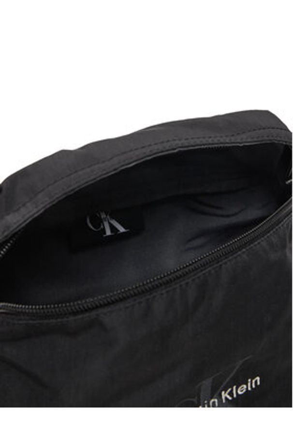Calvin Klein Saszetka nerka Bold Waistbag LV04D3116G Czarny. Kolor: czarny. Materiał: materiał