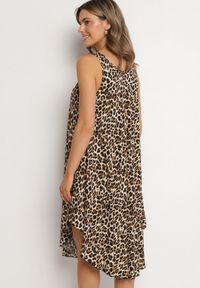 Born2be - Ciemnobeżowa Rozkloszowana Sukienka z Bawełny w Panterkę Natiloria. Okazja: na co dzień. Kolor: beżowy. Materiał: bawełna. Długość rękawa: długi rękaw. Wzór: motyw zwierzęcy. Styl: casual, elegancki #6