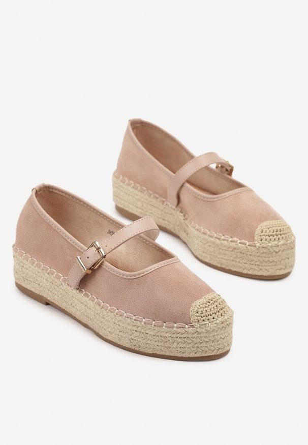 Born2be - Różowe Espadryle Ozdobione Paskiem i Plecionką Fevandre. Okazja: na co dzień. Zapięcie: pasek. Kolor: różowy. Wzór: aplikacja. Sezon: wiosna, lato. Styl: casual, elegancki