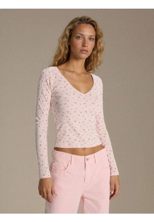 Sinsay - Bawełniana bluzka ze wzorem w kwiaty - wielobarwny. Materiał: bawełna. Wzór: kwiaty