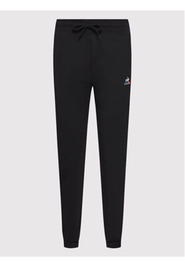 Le Coq Sportif Spodnie dresowe 2210517 Czarny Regular Fit. Kolor: czarny. Materiał: bawełna