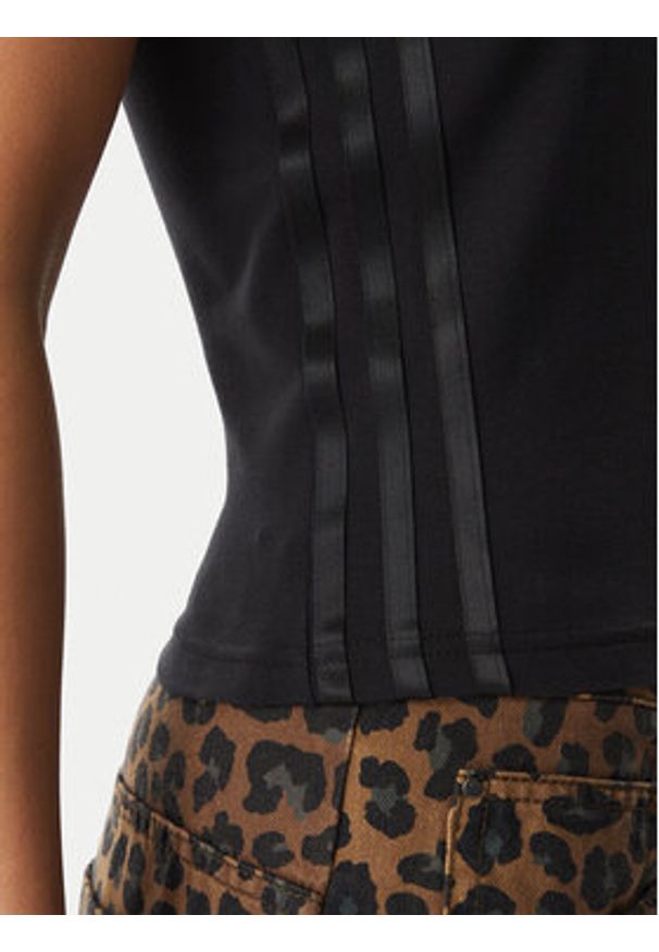 Adidas - adidas Top KC6437 Czarny Slim Fit. Kolor: czarny. Materiał: bawełna