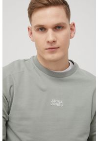 Jack & Jones bluza męska kolor zielony z aplikacją. Okazja: na co dzień. Kolor: zielony. Wzór: aplikacja. Styl: casual #5