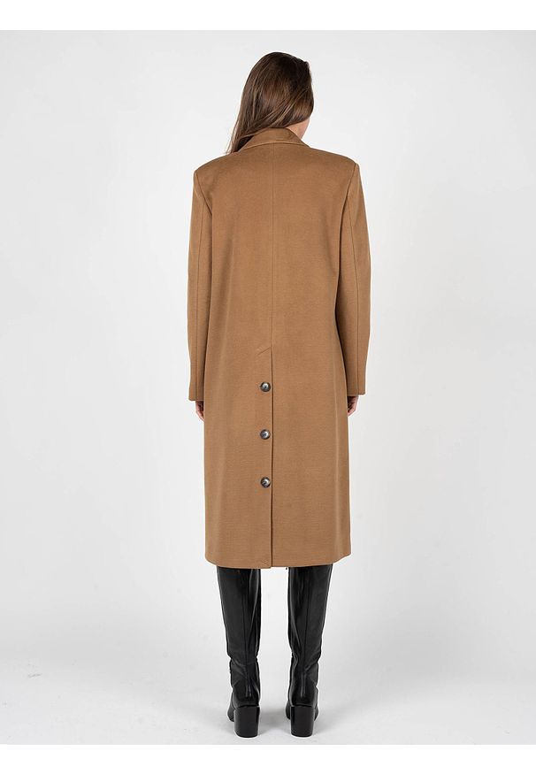Silvian Heach Płaszcz | CVA22001CP | Kobieta | Brązowy. Okazja: na co dzień. Kolor: brązowy. Materiał: poliamid, elastan. Wzór: aplikacja. Styl: casual