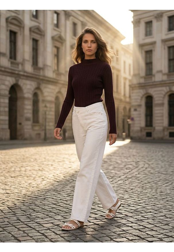 Sinsay - Prążkowany golf - bordowy. Typ kołnierza: golf. Kolor: czerwony. Materiał: prążkowany