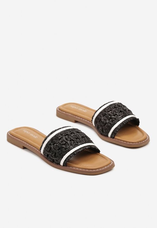 Born2be - Czarne Klapki w Stylu Boho Nimietta. Okazja: na co dzień. Kolor: czarny. Wzór: paski, aplikacja. Sezon: lato. Obcas: na obcasie. Styl: boho
