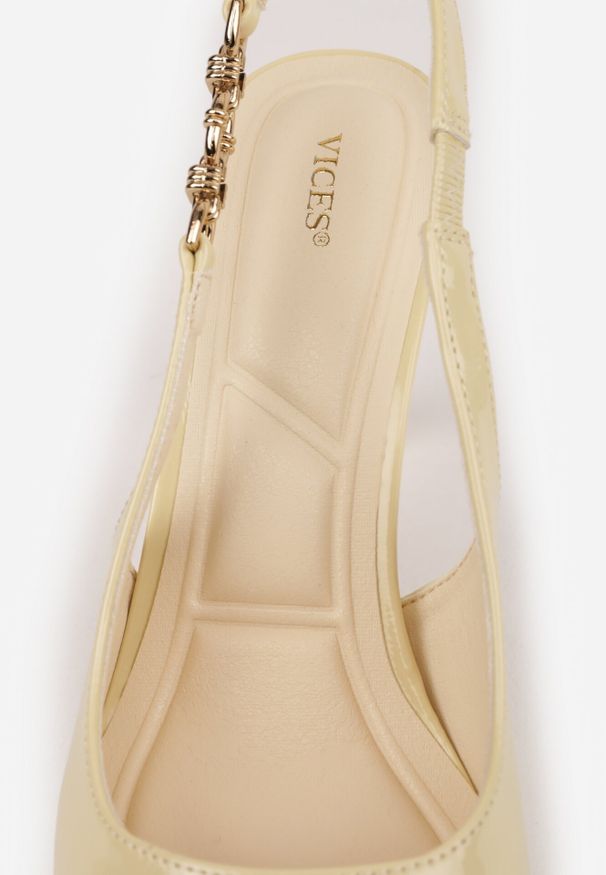 Born2be - Żółte Szpilki VICES z Odkrytą Piętą i Elegancką Aplikacją przy Pasku Naterena. Okazja: na co dzień. Zapięcie: pasek. Kolor: żółty. Materiał: jeans. Wzór: aplikacja. Obcas: na szpilce. Styl: elegancki