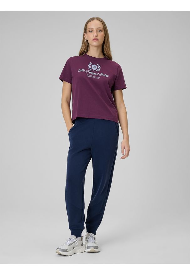 4f - 4F T-shirt boxy z nadrukiem damski - fioletowy S. Okazja: na co dzień. Kolor: fioletowy. Materiał: materiał, bawełna, dzianina. Wzór: nadruk. Styl: casual