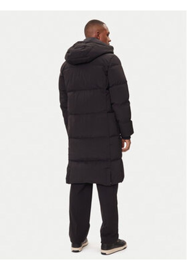 Guess Płaszcz zimowy M5BL2H W2742 Czarny Regular Fit. Kolor: czarny. Materiał: syntetyk. Sezon: zima
