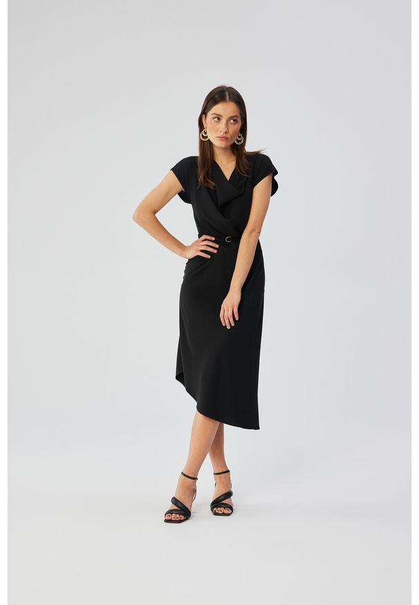 Stylove - Elegancka asymetryczna sukienka z dekoltem woda czarna. Typ kołnierza: dekolt woda. Kolor: czarny. Typ sukienki: asymetryczne. Styl: elegancki