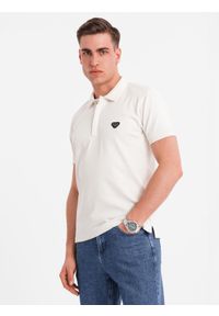 Ombre Clothing - Męska koszulka polo z dekoltem na zamek - biała V1 - Rozmiar: L. Okazja: na co dzień. Typ kołnierza: polo. Kolor: biały. Materiał: bawełna, elastan, dzianina. Styl: sportowy, casual, elegancki