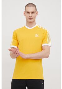 adidas Originals t-shirt bawełniany Adicolor kolor żółty z aplikacją. Kolor: żółty. Materiał: bawełna. Wzór: aplikacja