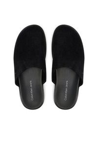 Calvin Klein Jeans Kapcie Home Clog Su YM0YM01182 Czarny. Kolor: czarny. Materiał: zamsz, skóra