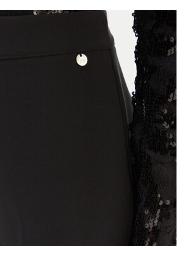 Rinascimento Kombinezon CFC0126410003 Czarny Regular Fit. Kolor: czarny. Materiał: syntetyk