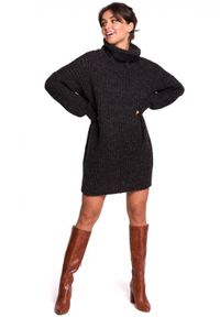 Polskie swetry - Długi ciepły sweter tunika z wysokim golfem. Okazja: na co dzień. Typ kołnierza: golf. Materiał: materiał, wełna, poliakryl, dzianina. Długość rękawa: długi rękaw. Długość: długie. Styl: casual, elegancki #3