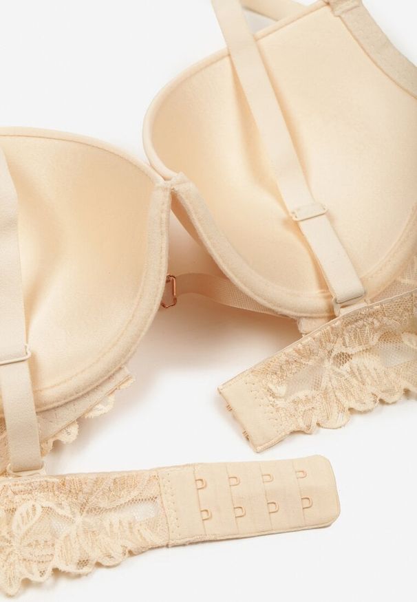 Renee - Jasnobeżowy Biustonosz Push-Up z Koronką i Wycięciem z Przodu Sariaris. Kolor: beżowy. Materiał: koronka. Rodzaj stanika: push-up. Wzór: koronka