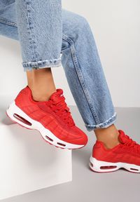 Renee - Czerwone Sneakersy Avagune. Nosek buta: okrągły. Kolor: czerwony. Materiał: materiał. Szerokość cholewki: normalna. Wzór: aplikacja #1