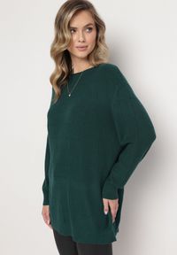 Born2be - Ciemnozielony Klasyczny Sweter z Długim Rękawem Darissa. Kolor: zielony. Materiał: tkanina, dzianina. Długość rękawa: długi rękaw. Długość: długie. Styl: klasyczny #3