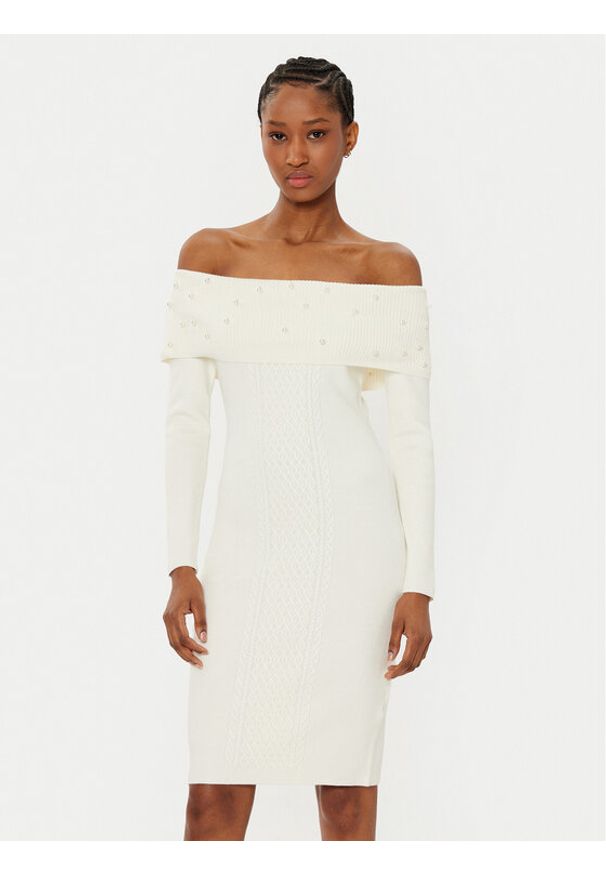 Guess Sukienka dzianinowa W5RK0G Z2YJ2 Écru Regular Fit. Materiał: wiskoza