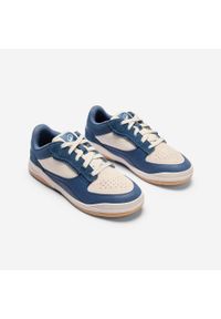 Decathlon - Niskie buty na deskorolkę dla dzieci Crush 500 niebieskie. Kolor: beżowy, niebieski, wielokolorowy. Materiał: skóra, welur, kauczuk. Szerokość cholewki: normalna. Sport: skateboard