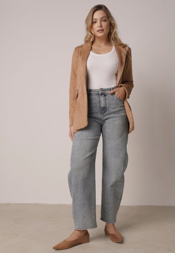 Born2be - Jasnoniebieskie Bawełniane Jeansy o Kroju Barrel Leg z Wysokim Stanem Vimariele. Okazja: na co dzień. Stan: podwyższony. Kolor: niebieski. Styl: casual, klasyczny, boho