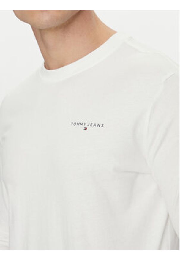 Tommy Jeans Longsleeve Linear DM0DM21138 Biały Slim Fit. Kolor: biały. Materiał: bawełna. Długość rękawa: długi rękaw