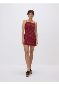 Reserved - Sukienka mini z koralikami - intenstywna czerwień. Kolor: czerwony. Materiał: tkanina, bawełna. Długość: mini #1