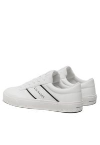 Armani Exchange Sneakersy XUX165 XV758 K488 Biały. Kolor: biały. Materiał: skóra