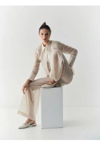 Ryłko - Kremowe czółenka slingback. Zapięcie: pasek. Kolor: beżowy. Materiał: skóra. Obcas: na obcasie. Styl: elegancki, street. Wysokość obcasa: średni