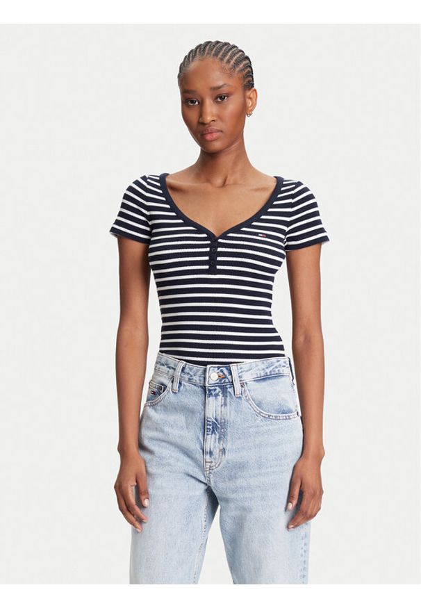 Tommy Jeans T-Shirt Henley DW0DW20902 Granatowy Slim Fit. Typ kołnierza: typu henley. Kolor: niebieski. Materiał: syntetyk