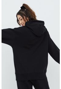 Juicy Couture bluza damska kolor czarny z kapturem z aplikacją. Typ kołnierza: kaptur. Kolor: czarny. Wzór: aplikacja #5