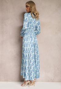 Renee - Niebieska Satynowa Sukienka z Gumką w Talii i Wzorem Paisley Xalire. Kolor: niebieski. Materiał: satyna. Wzór: paisley #3