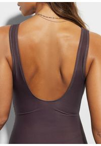 bonprix - Modelujący kostium kąpielowy, średni stopień modelowania sylwetki, z dekoltem kopertowym. Kolor: brązowy. Materiał: materiał #2