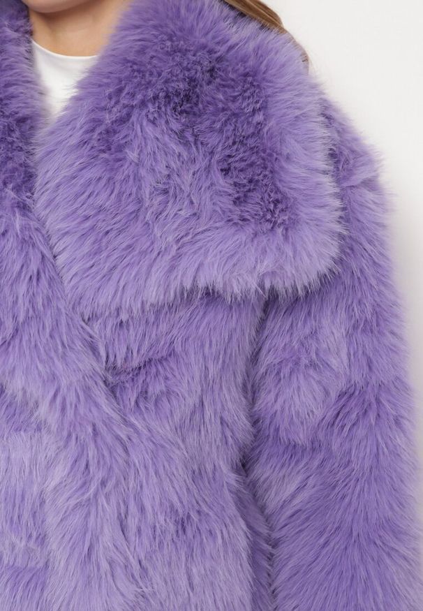 Born2be - Fioletowa Kurtka Futro z Wsuwanymi Kieszeniami Liriena. Okazja: na co dzień, na spacer. Kolor: fioletowy. Materiał: futro. Styl: casual, elegancki, klasyczny