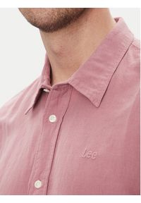Lee Koszula Patch 112363906 Różowy Regular Fit. Kolor: różowy. Materiał: len