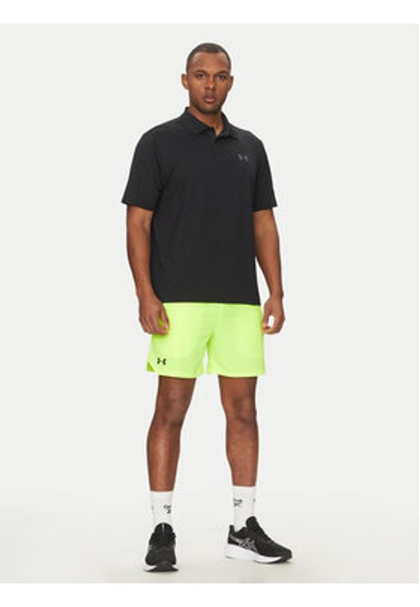 Under Armour Polo Matchplay 1377374 Czarny Loose Fit. Typ kołnierza: polo. Kolor: czarny. Materiał: syntetyk