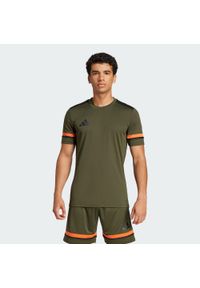 Adidas - Koszulka Squadra 25. Kolor: wielokolorowy, pomarańczowy, czarny, zielony. Materiał: materiał